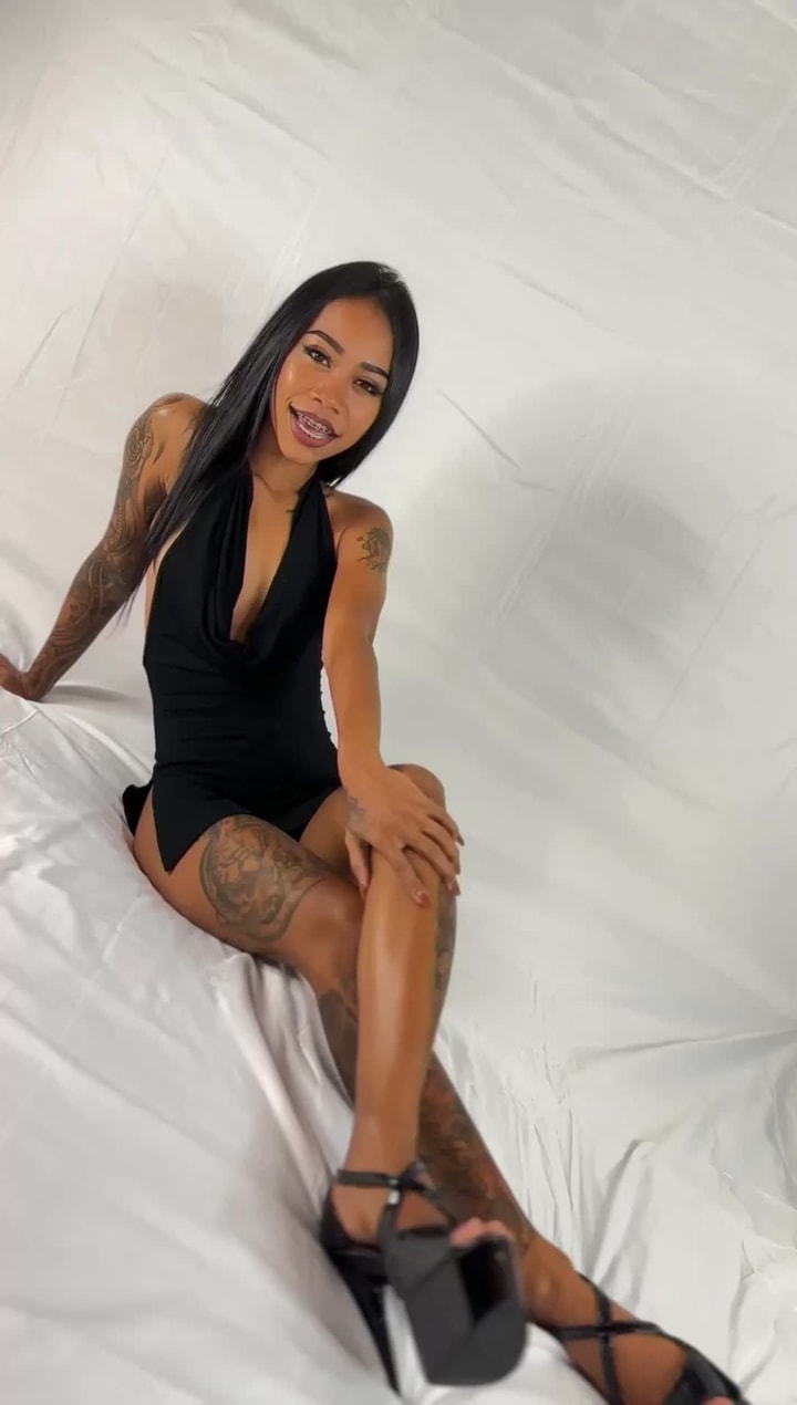 Ae Asia (@AeAsia) Official Clapper | Watch Ae Asias Newest Clapper Videos